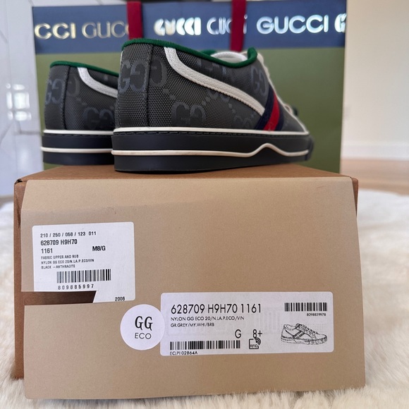 Men’s Gucci shoes - Picture 4 of 7